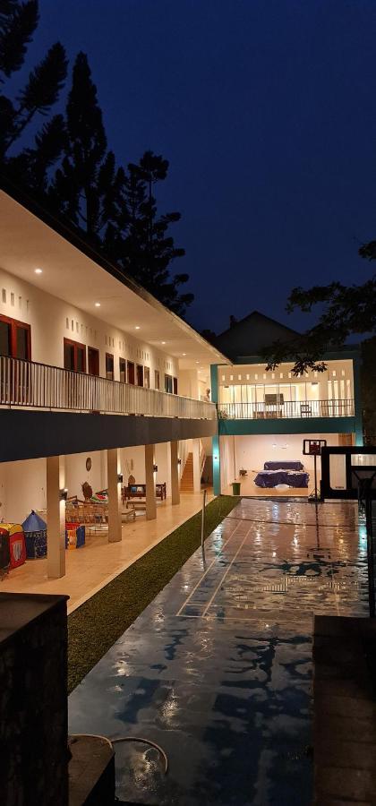 Villa Aurora Cisarua Exterior foto