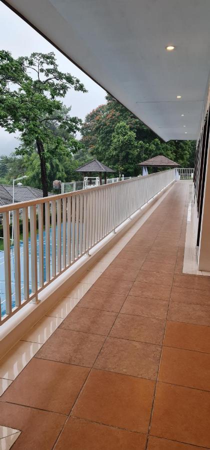 Villa Aurora Cisarua Exterior foto