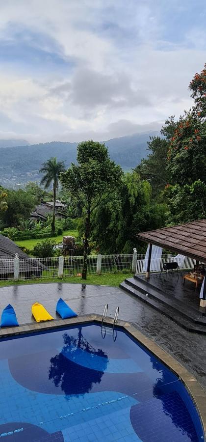 Villa Aurora Cisarua Exterior foto